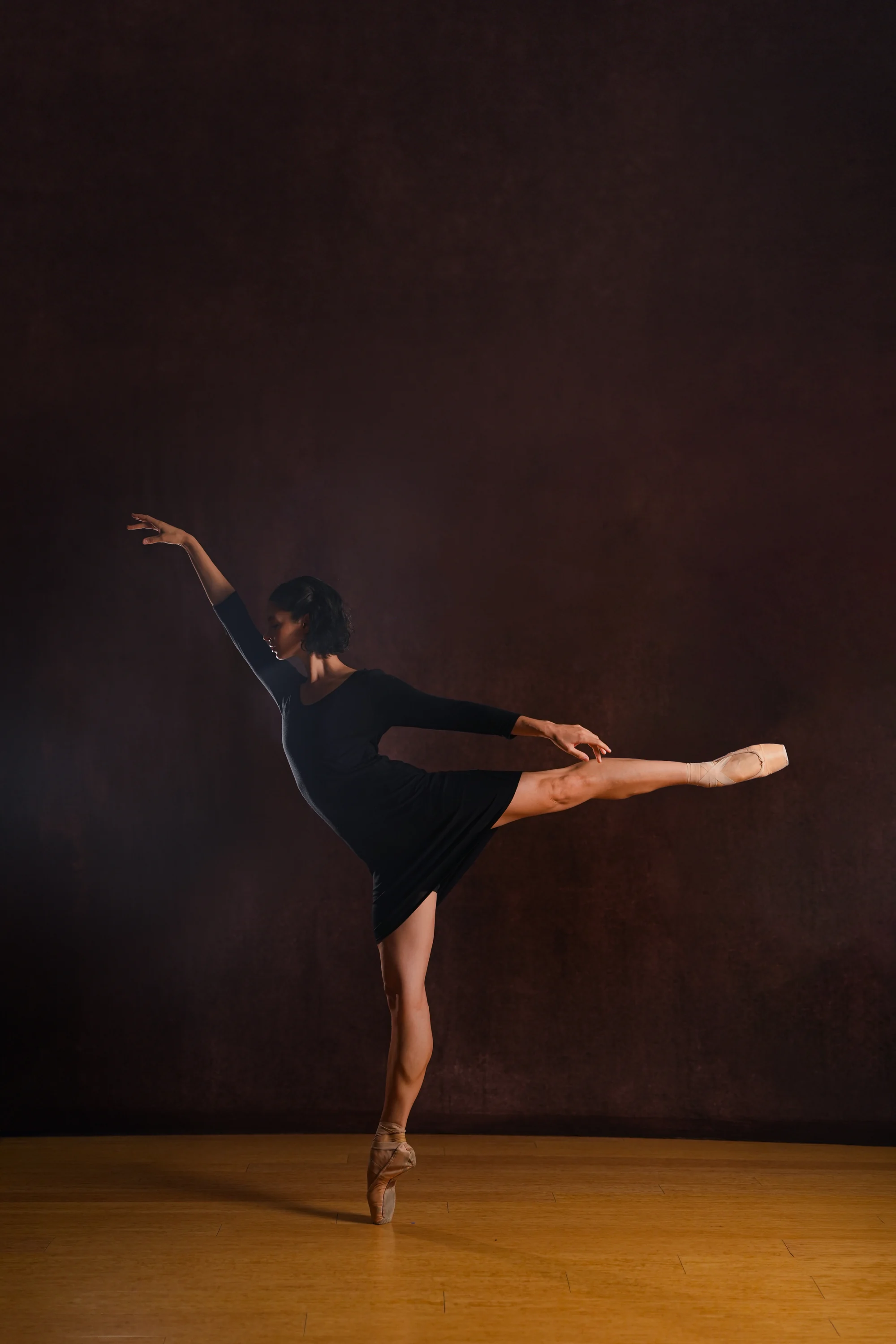Raina Sacksteder dancing in a ballet pose.