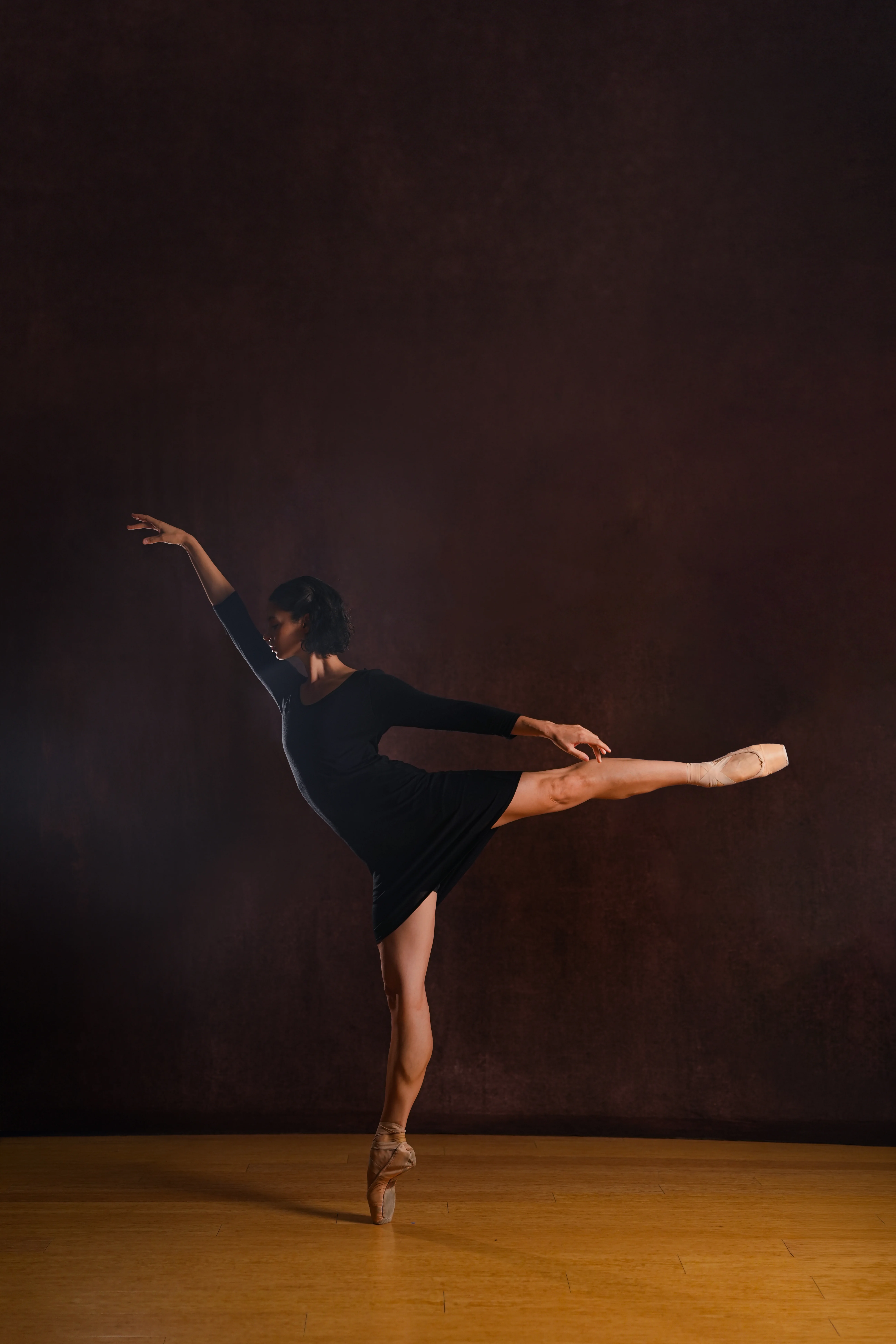Raina Sacksteder dancing in a ballet pose.